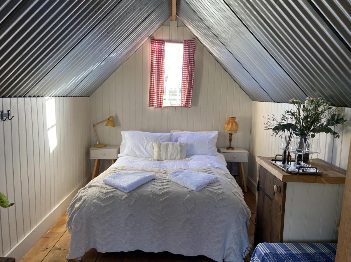 Fen Meadows Glamping - Luxury And Bell Tents Cambridge (Cambridgeshire)